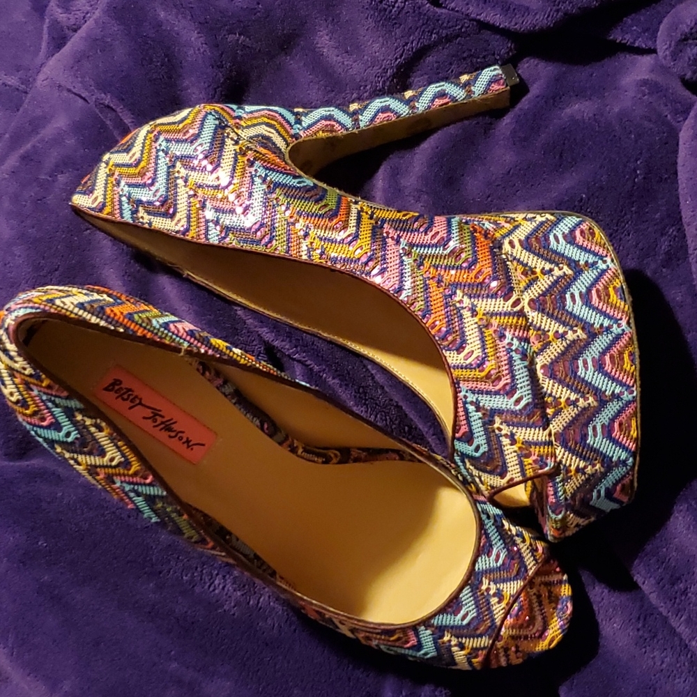 Multi color high heel